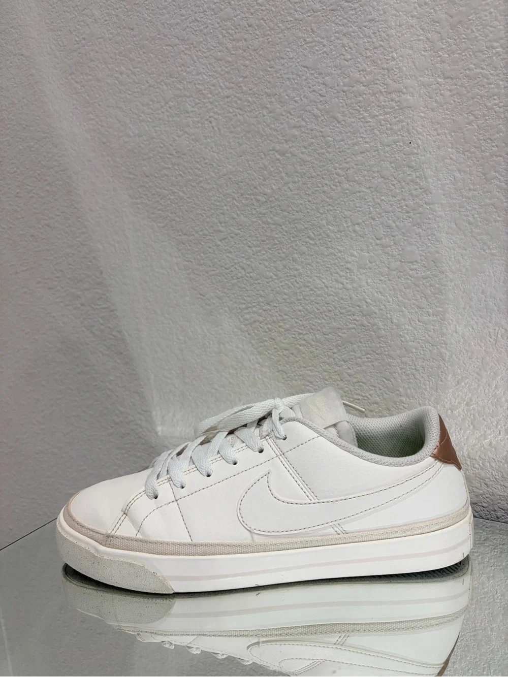 Nike White Low-Top Women's Sneakers with Stitch Swoosh